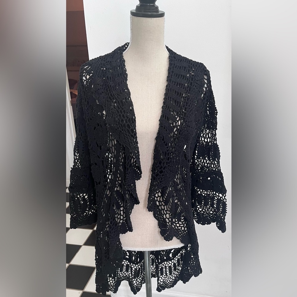 🆕🔥 Stunning Black Hand-crocheted 100% Cotton Flounce Coat (Made in USA)